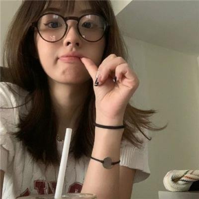 校花的泳装派对